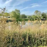 Le Domaine Reserve , Parking Et Ecrin De Verdure